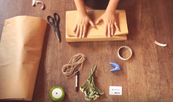 Cách gói quà từ giấy vitage