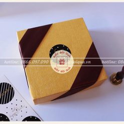 Giấy gói quà cao cấp hình hoa văn cổ