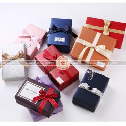 Giấy gói quà cao cấp hình thoi