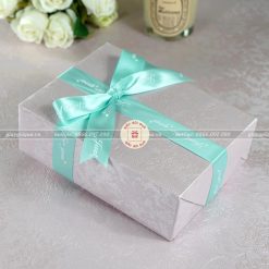 Giấy gói quà cao cấp hình hoa