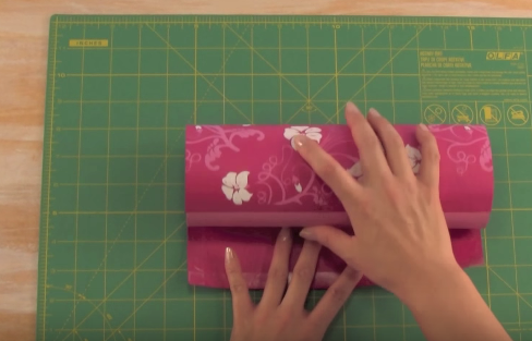 Cách gói quà bằng giấy hình trụ mẫu 1 7