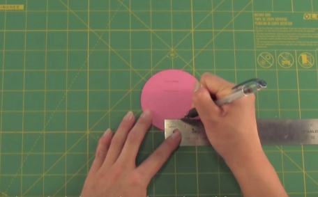 Cách gói quà bằng giấy hình trụ mẫu 1 8