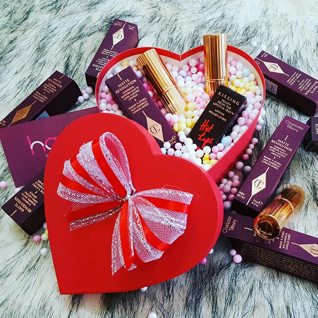 Một thỏi son dành tặng người yêu 