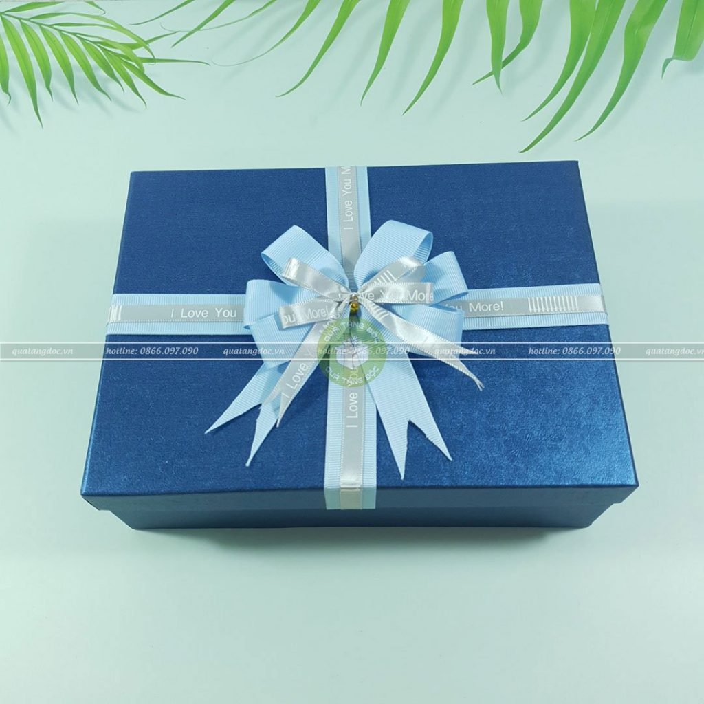 Hộp đựng quà sinh nhật HQ42