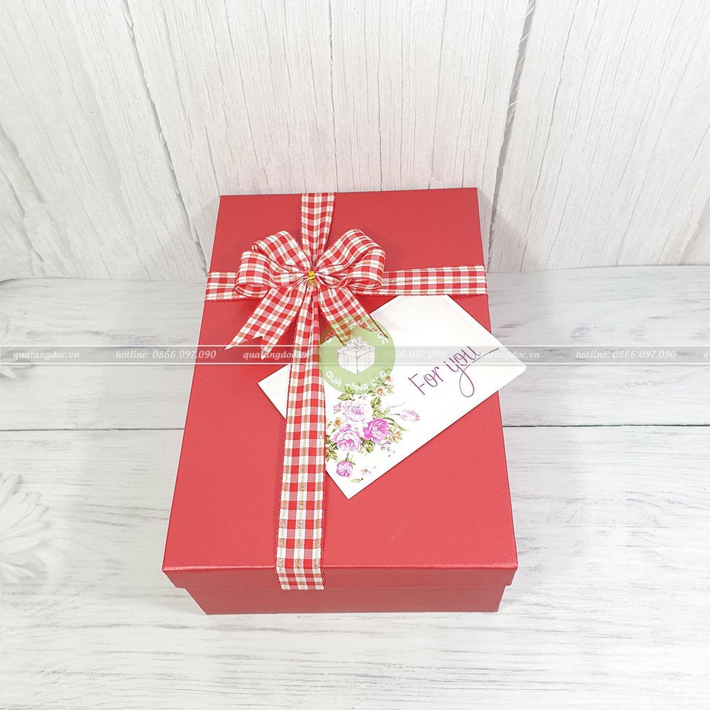 Hộp quà tặng HQ40-30x20x10cm