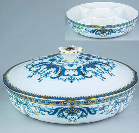 Khay đựng mứt Tết là món quà tặng gốm sứ thiết thực