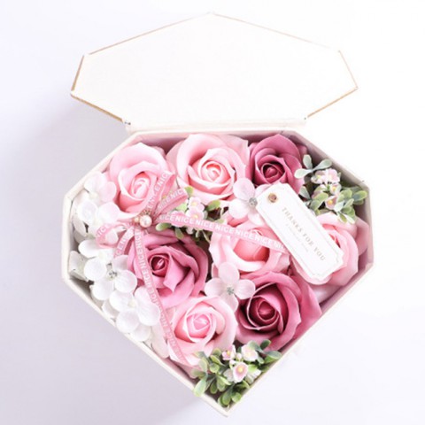 TOP 2 mẫu hộp quà hoa hồng Đẹp và Tinh Tế để tặng người thương