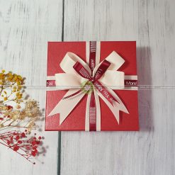 Hộp quà đựng Son, Ví, Thắt lưng, Vòng HQ50 - KT 13x13x5cm